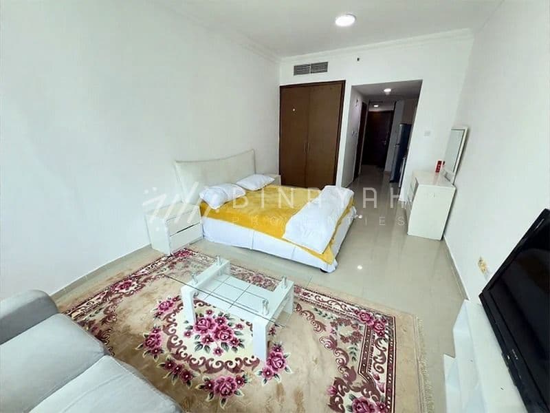 Fully Furnished Spacious Near Metro - 6