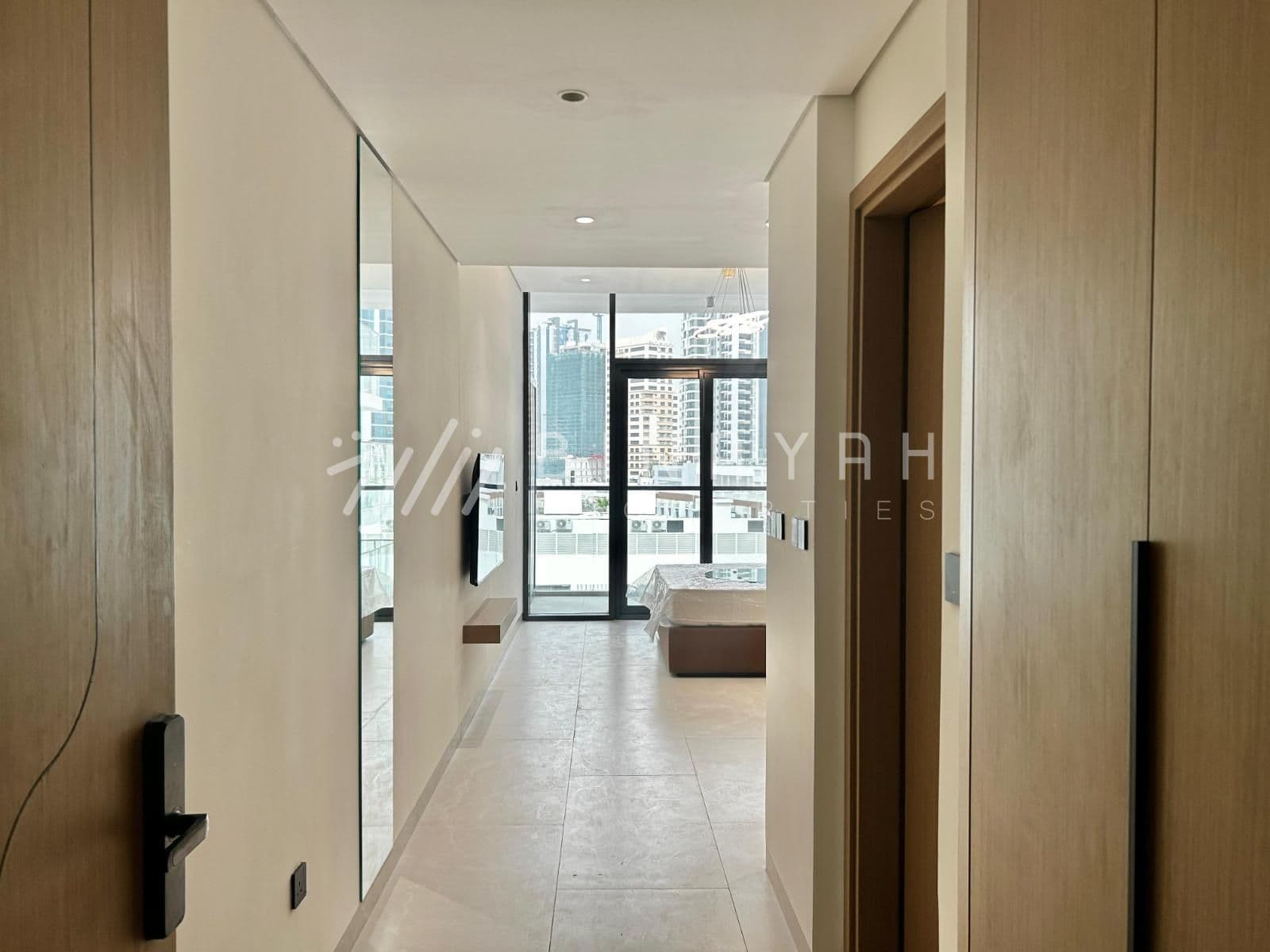Brand New Modern Fully Furnished - 6