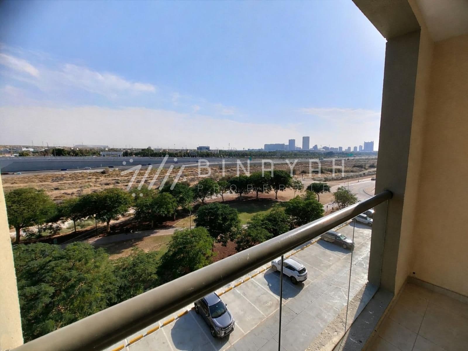 Hot Deal Open View Vacant Prime Location