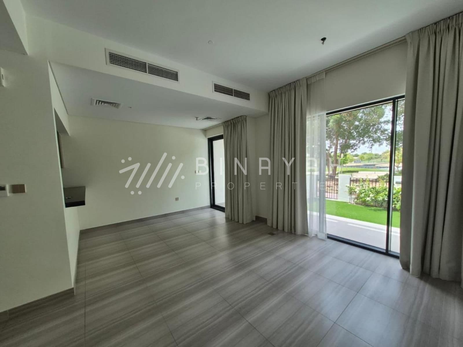 Premium 4br Townhouse Vacant Prime Location