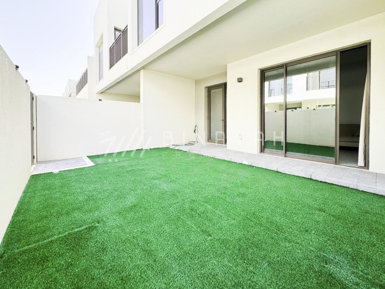 Opposite To Amenities Ready Family Home