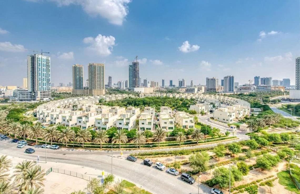 Binghatti Dusk at Jumeirah Village Circle video overview